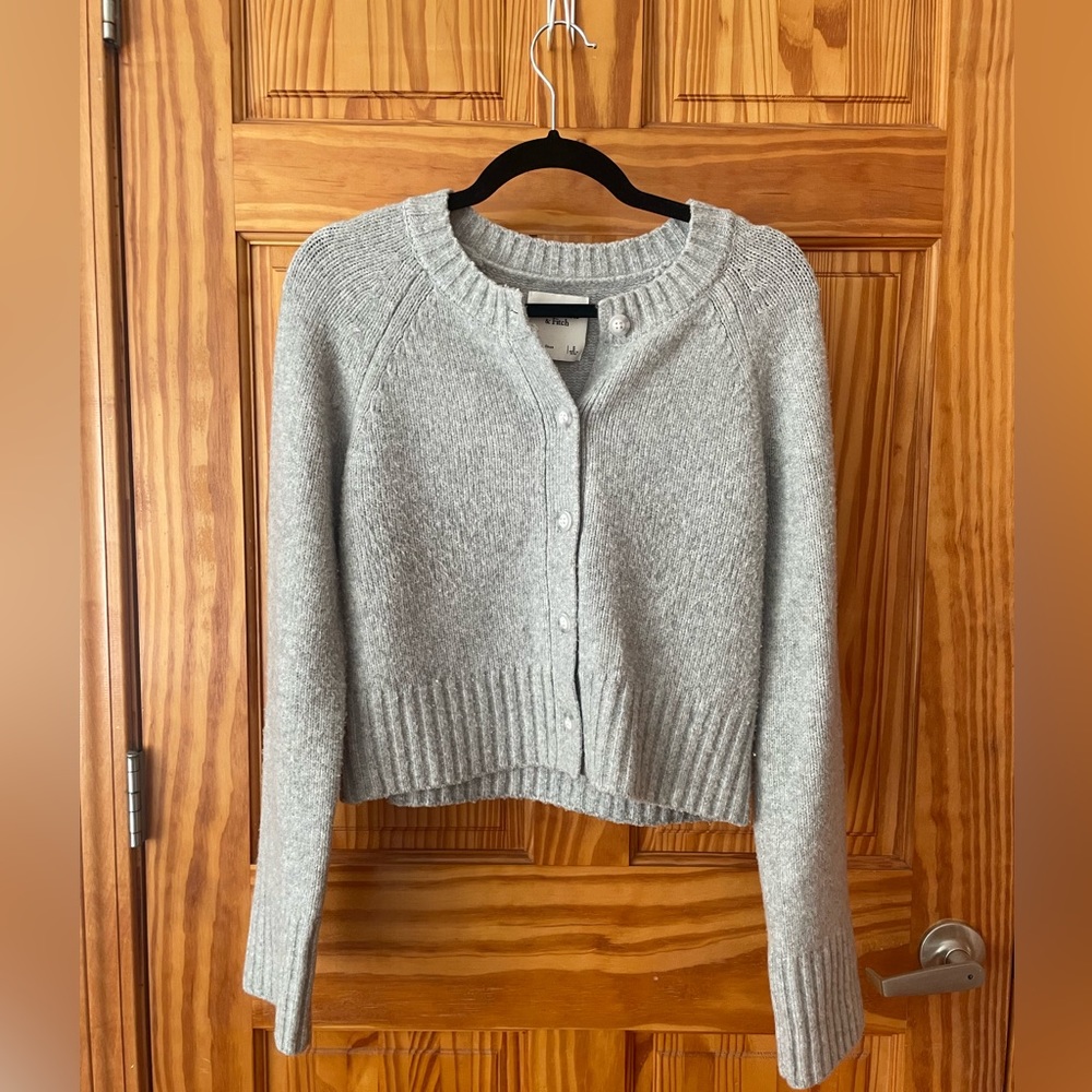 Abercrombie & Fitch Crew Neck Cardigan